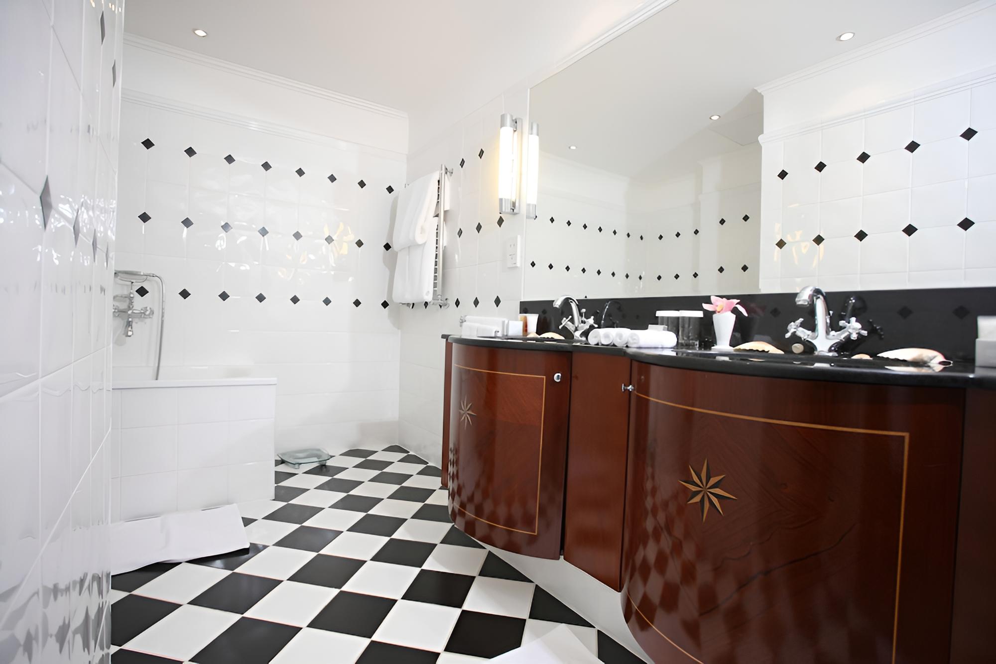 Executive Suite photo 1