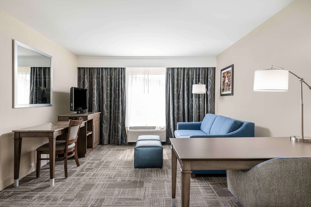 Suite, Accessible, Non Smoking photo 3