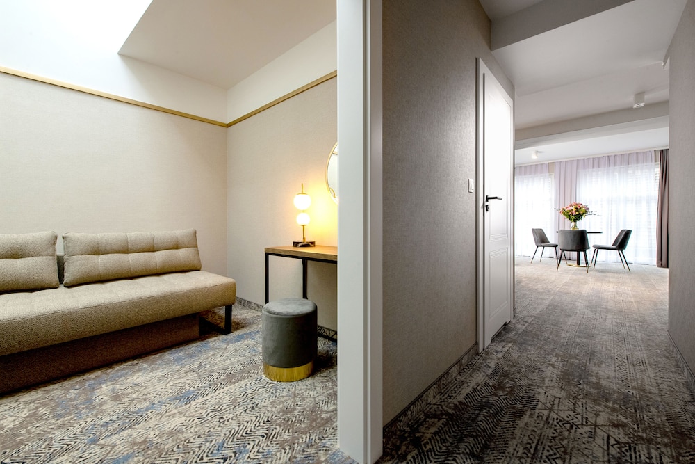Comfort Apartment - Photo 23