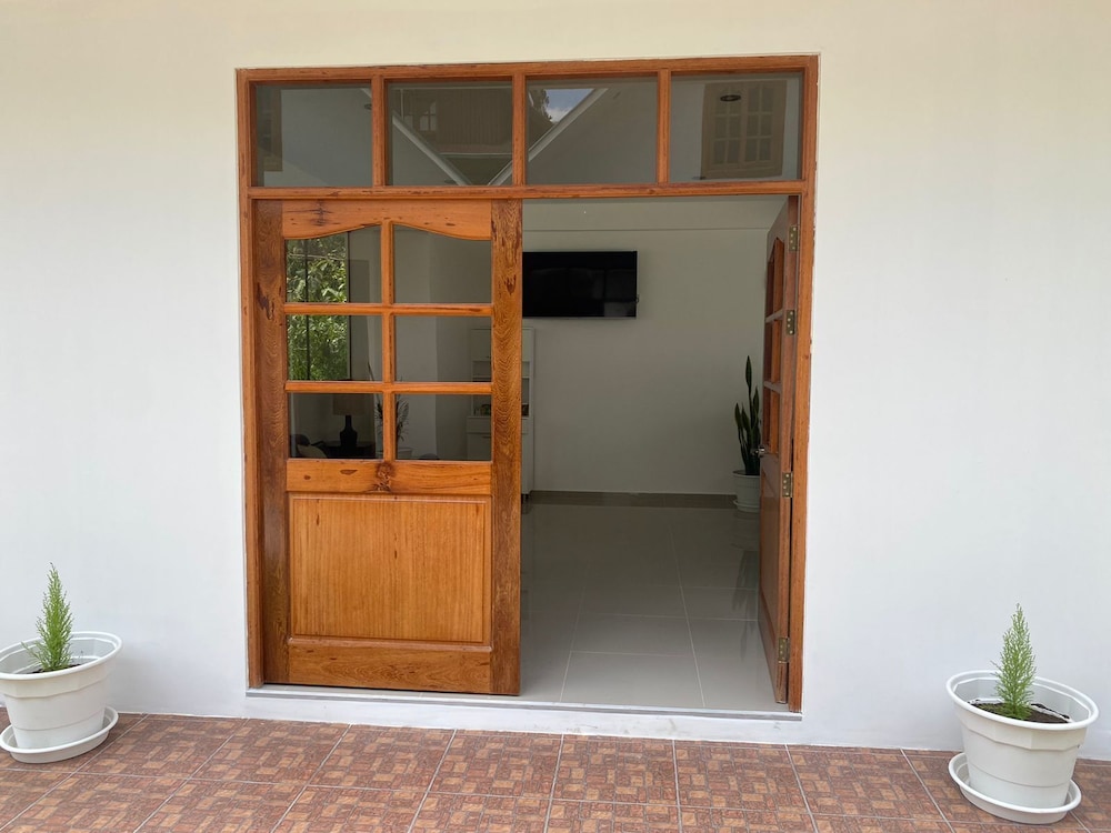 Family Room photo 2