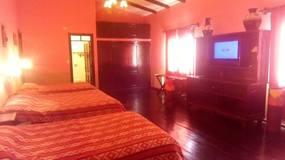 Triple Room, 3 Twin Beds photo 1