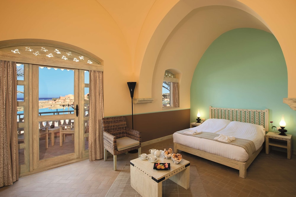 Family Room, Terrace