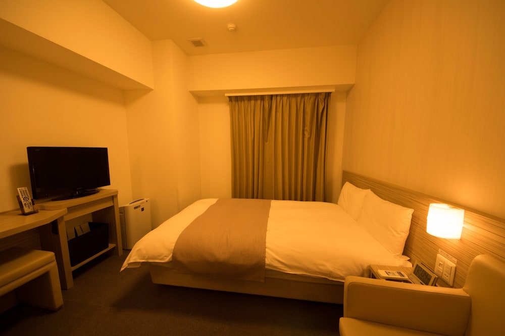 Double Room, 1 Double Bed, Non Smoking [Must Be Vaccinated With Proof, Late Check Out 1pm] - Photo 2