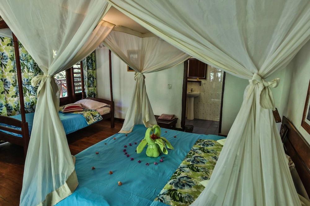 Superior Triple Room, Multiple Beds, Non Smoking, Garden View photo 1