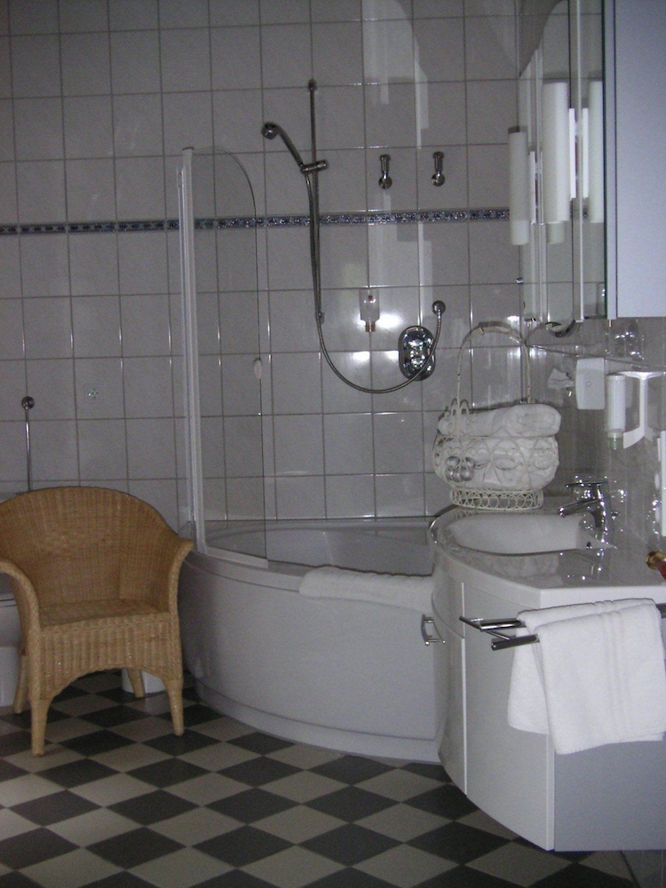 Suite, 1 Bedroom photo 3