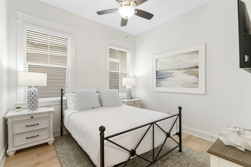 Townhome, 3 Bedrooms (Rays for Days)