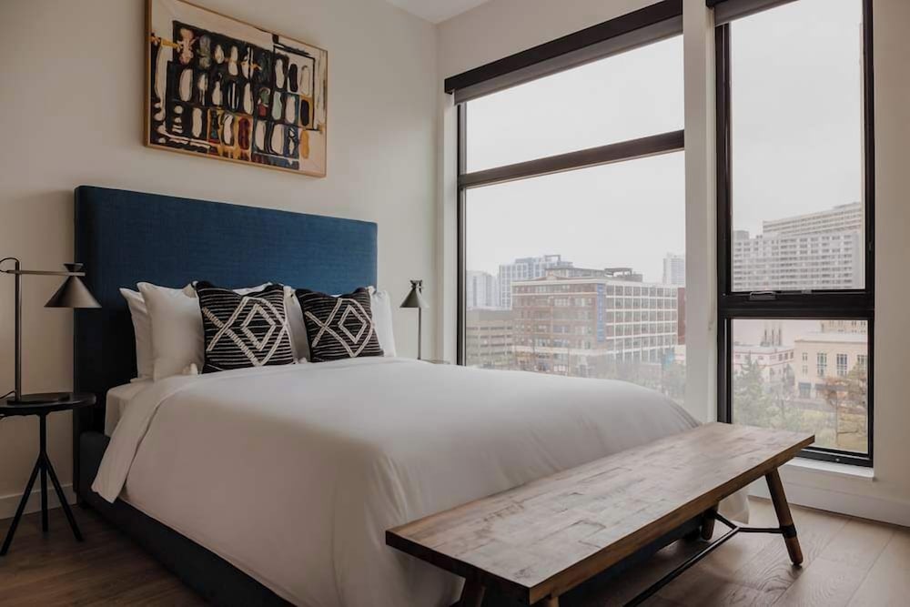 Sosuite Corner 1bed Apt w Roof Deck, Gym, Laundry, Foto 7