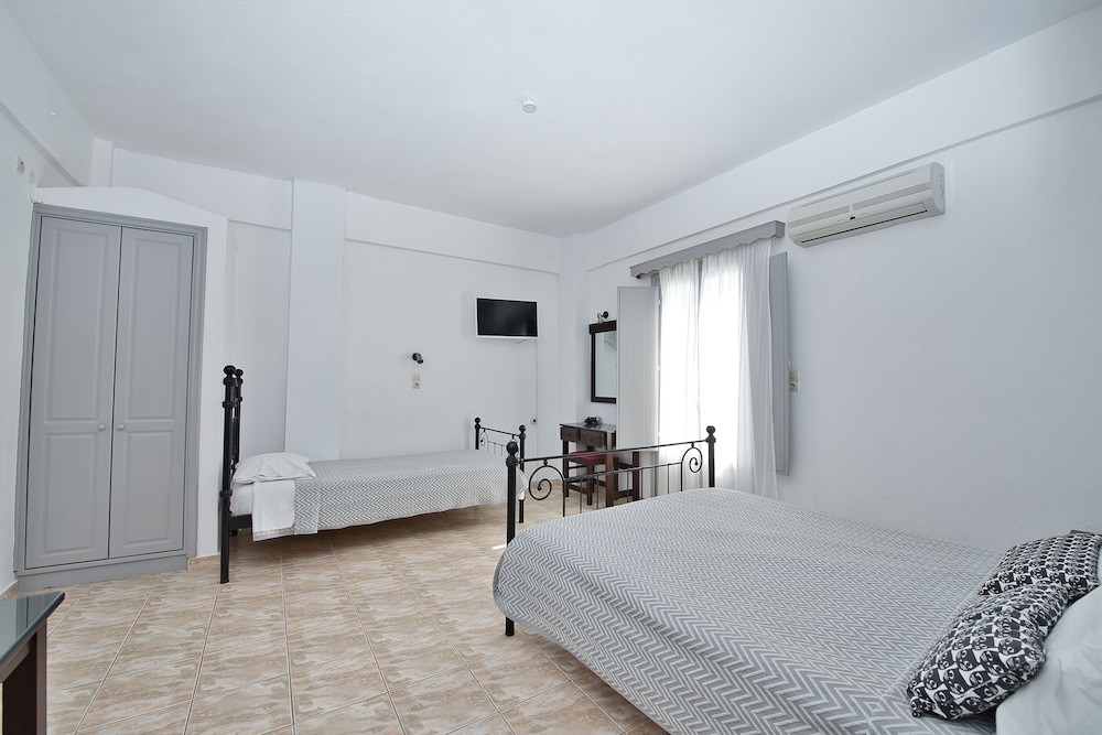 Triple Room - Photo 5