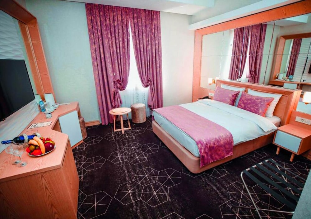 Deluxe Double Room - Photo 2
