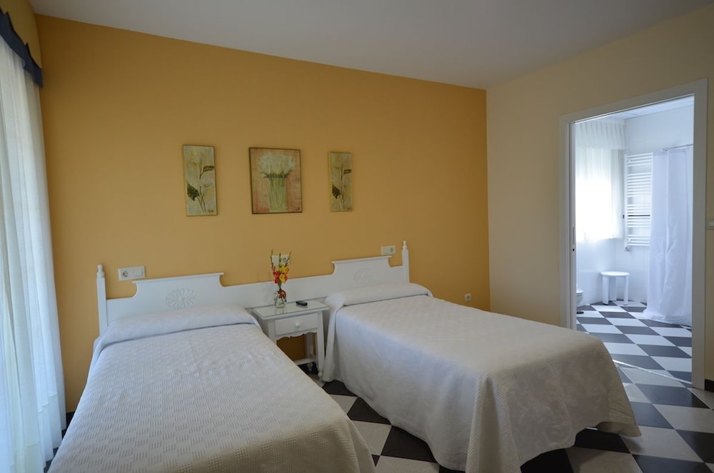 Habitación Doble o con Dos Camas
