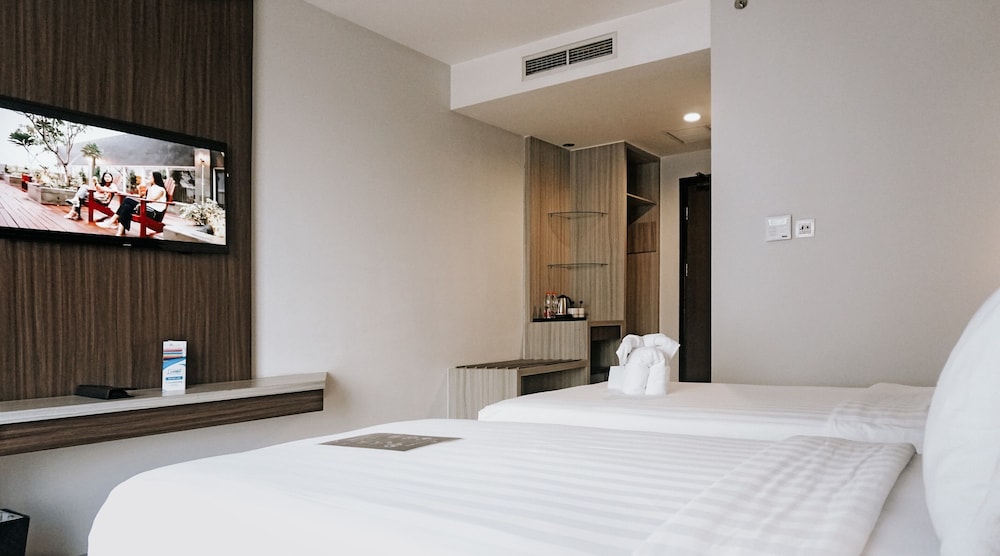 Deluxe Twin Room photo 2