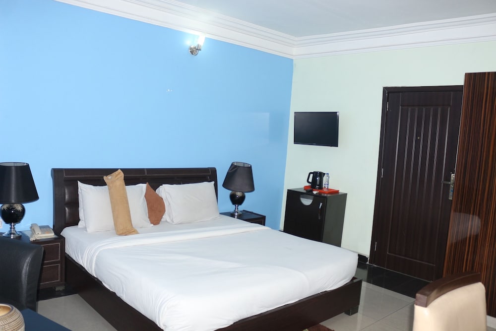 Superior Room, 1 Queen Bed, Non Smoking photo 1