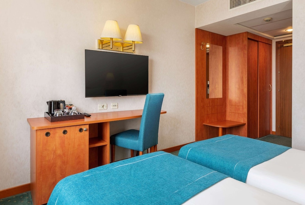 Room, 2 Twin Beds, Non Smoking photo 3