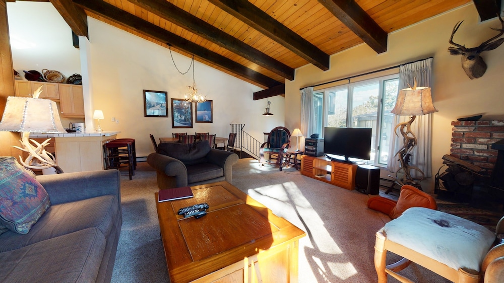 Condo, 4 Bedrooms