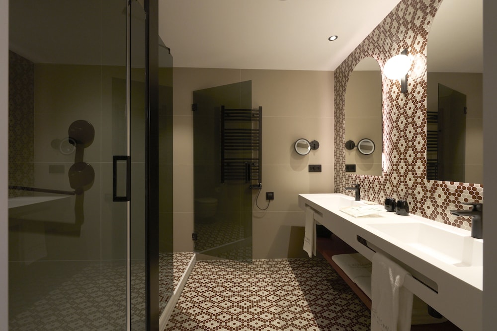 Premium Double Room, Terrace (The Vanguard)