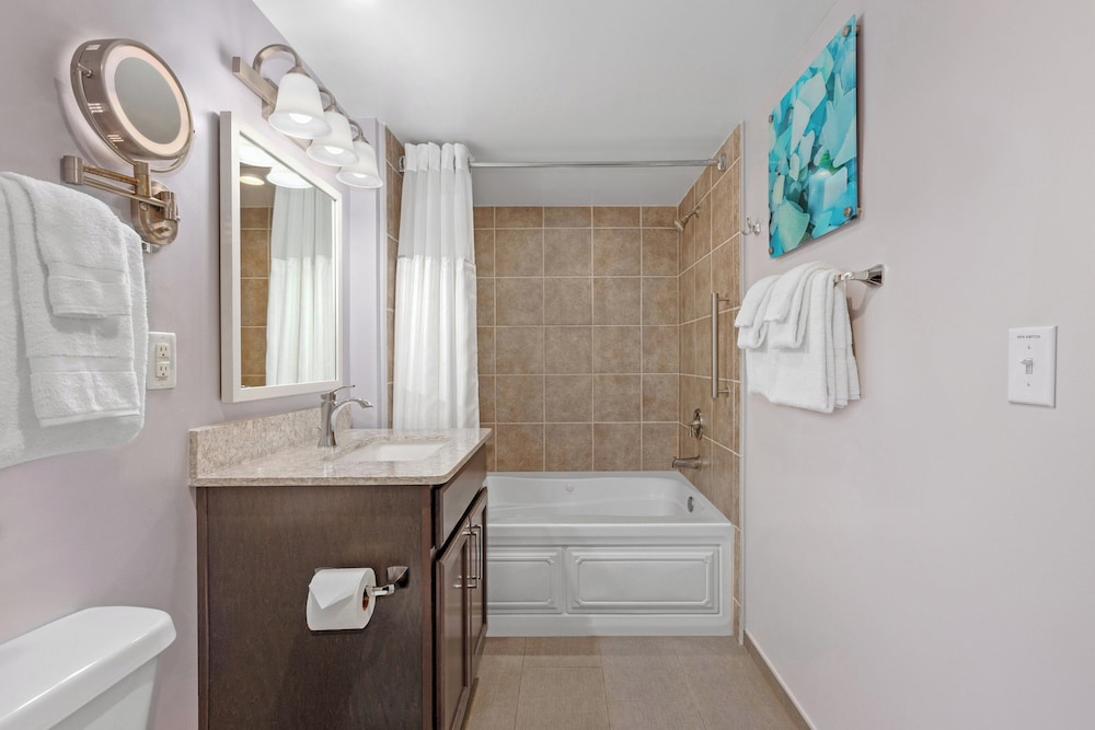 2 Bedroom - Photo 11