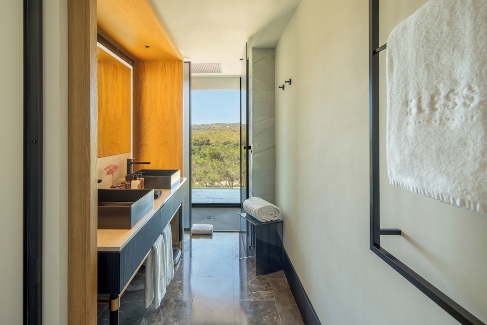 Deluxe Double Room - Photo 5