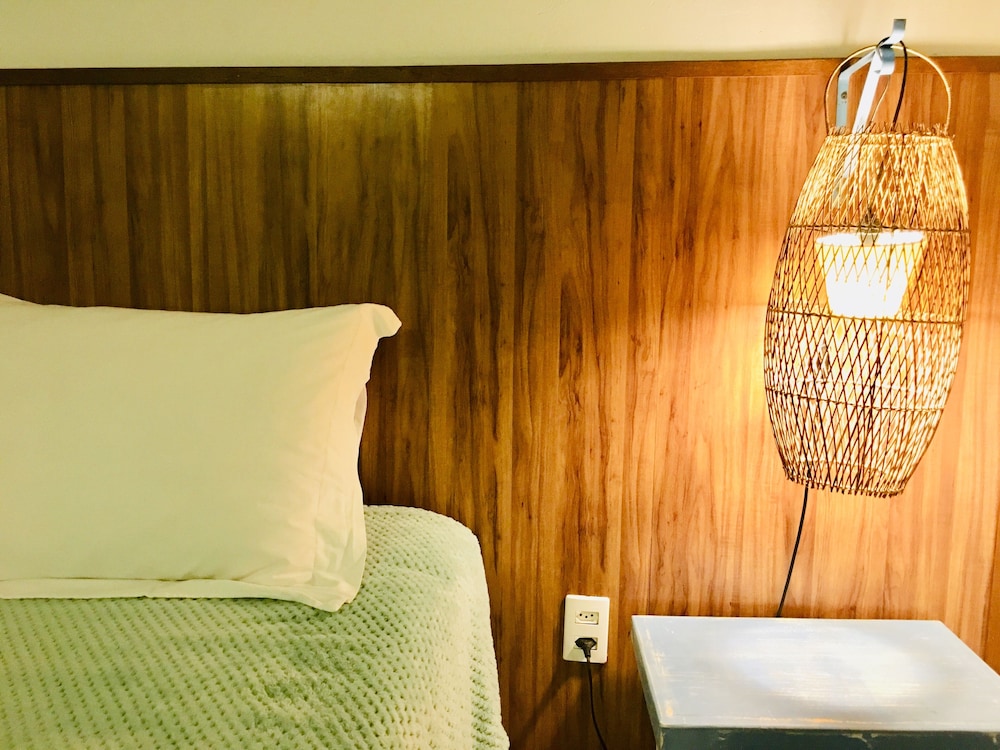 Standard Double or Twin Room - Photo 5
