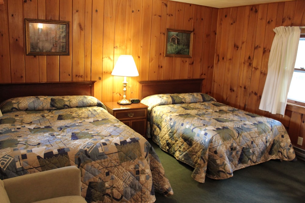 Country Pine 2 Doubles (Economy) Pet Friendly
