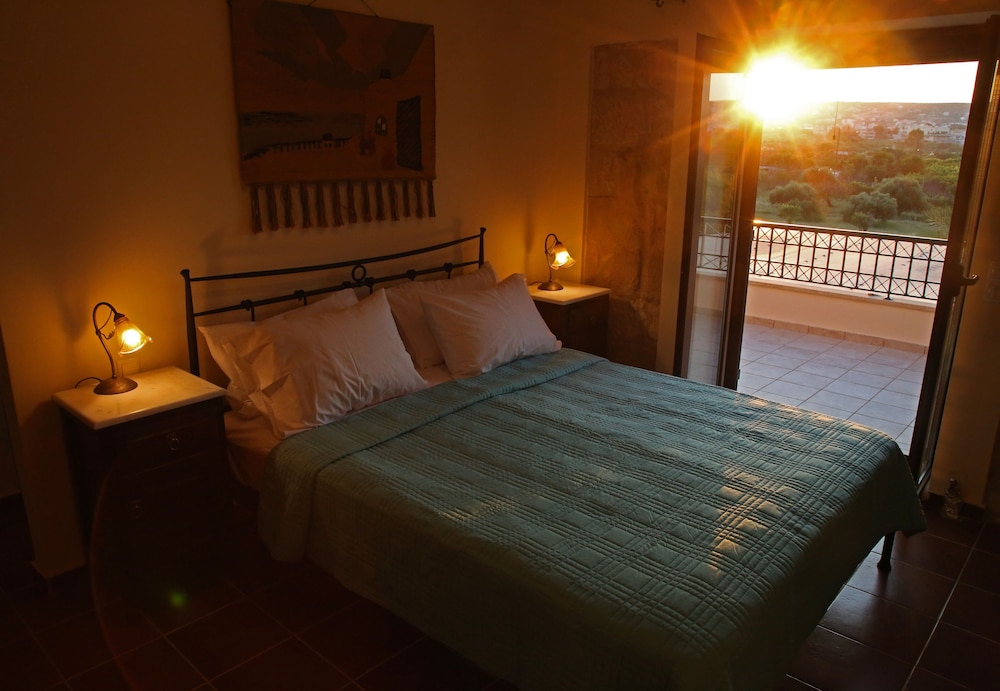 Villa photo 3