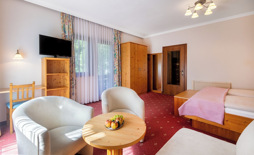 Junior Studio Suite photo 3