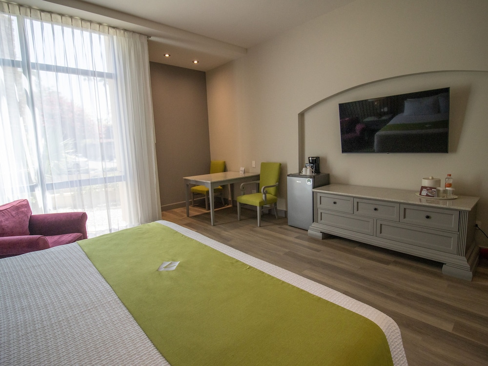 Executive Room photo 2