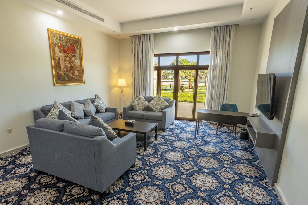 Executive Studio Suite, 2 Bedrooms, Non Smoking, Park View