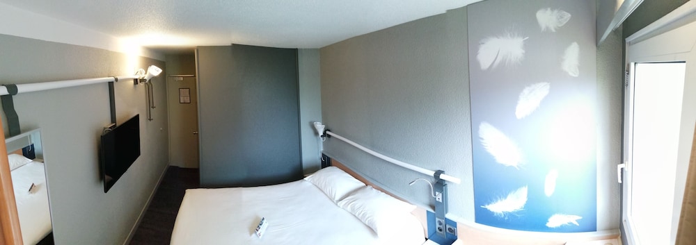 Standard Double Room, Multiple Beds photo 3