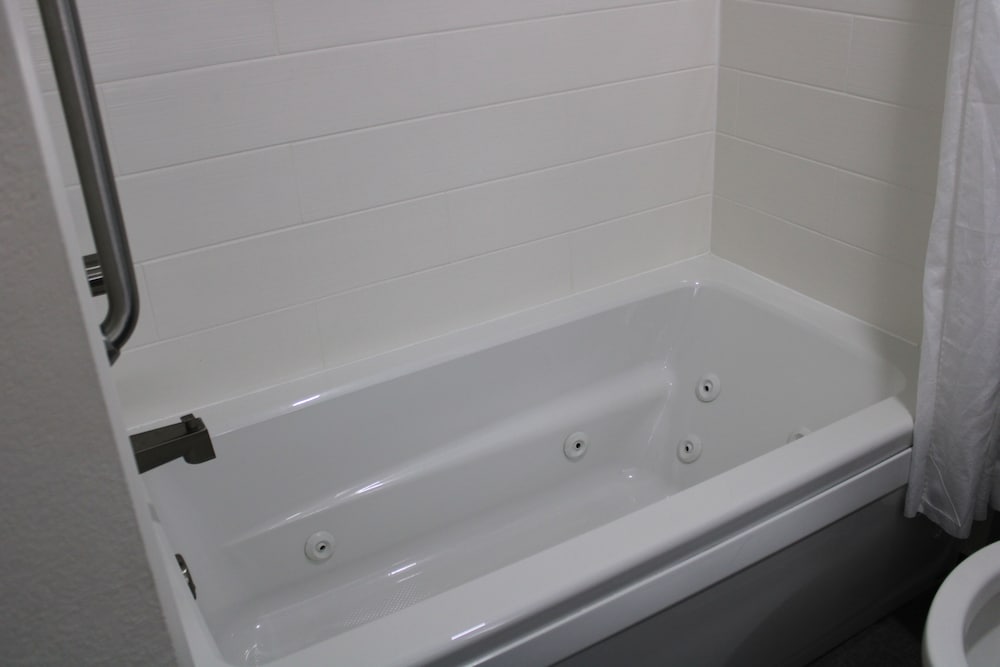 Room, 2 Queen Beds, Non Smoking - Photo 14