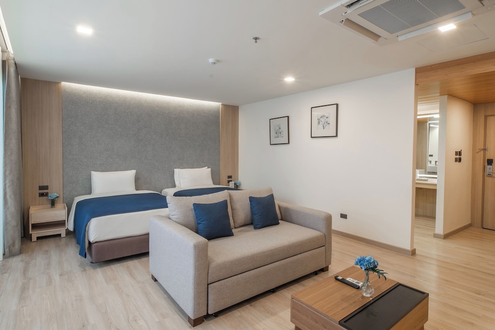 Premier Room - Photo 1