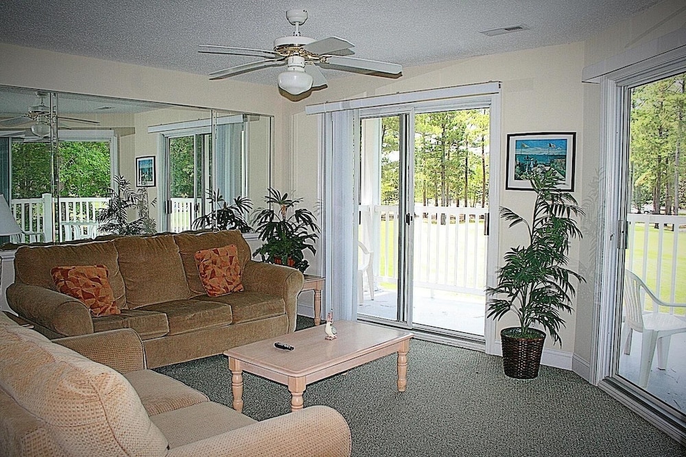 Condo, 1 Bedroom photo 1