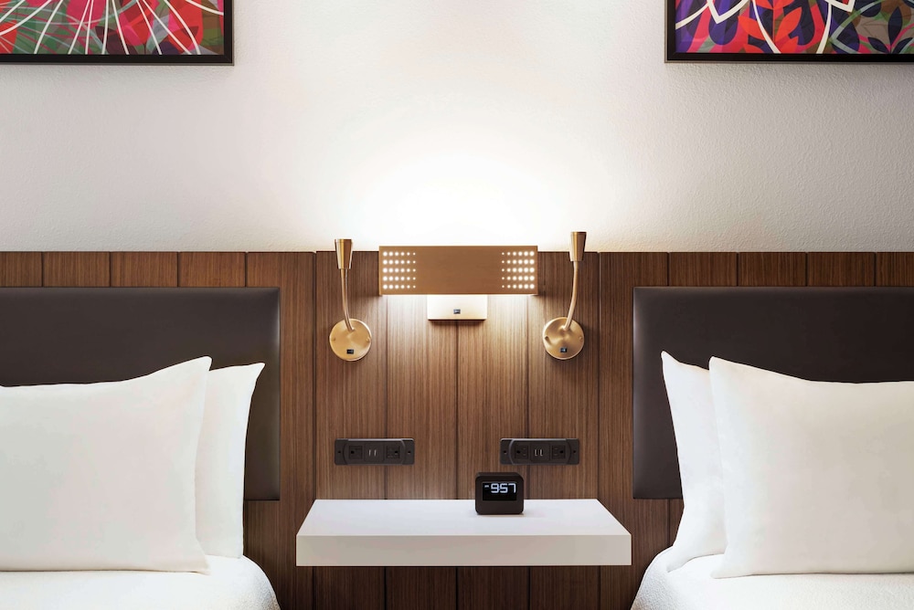 Room, Accessible - Photo 1
