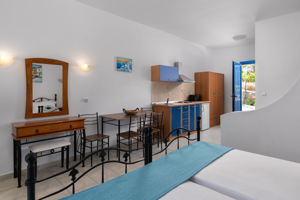 Standard Studio, Sea View (and Acropolis View) photo 2