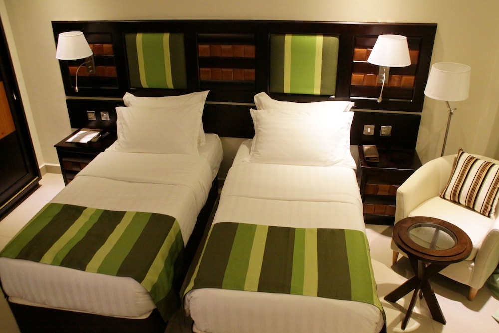 Deluxe Room, 2 Twin Beds photo 3