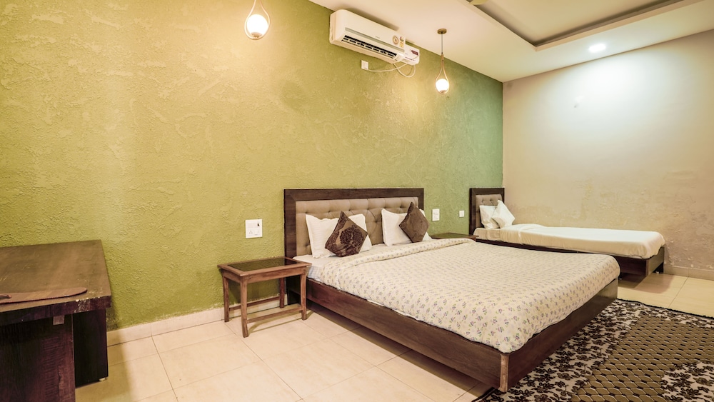 Standard Room - Photo 2