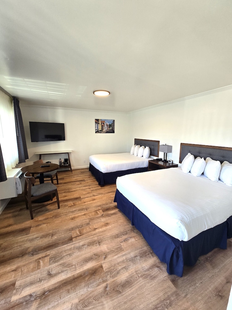 Standard Room, 2 Queen Beds