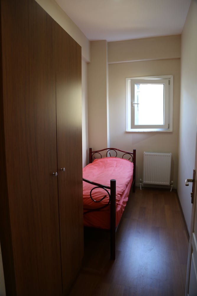 Economy Single Room, Men only photo 2
