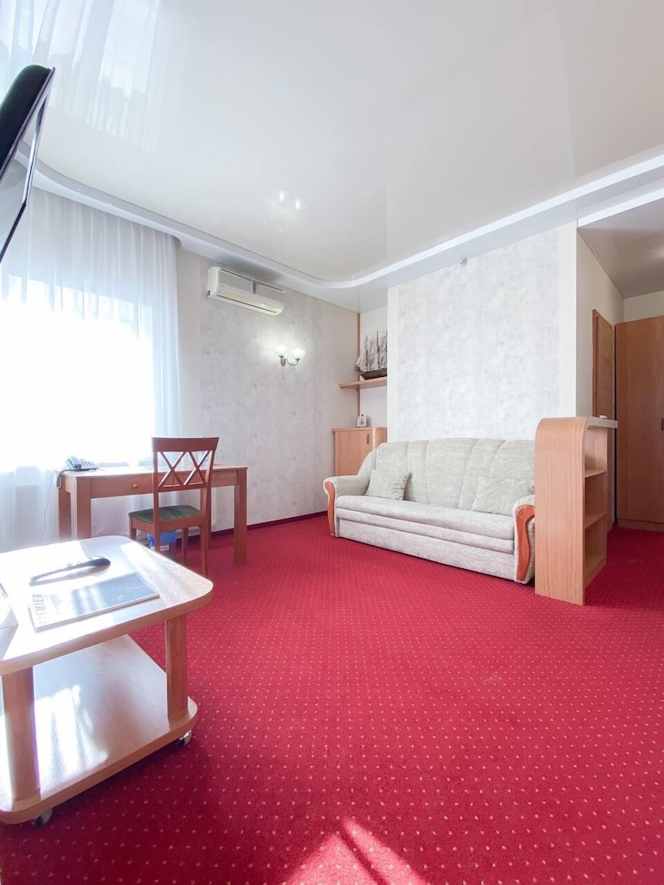 Suite, 1 Bedroom photo 3
