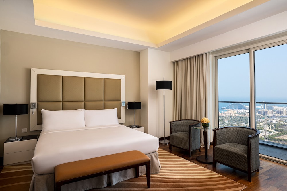 Studio - Complimentary Transfer to Mall of the Emirates, Metro Station & Jumeirah Beach photo 1
