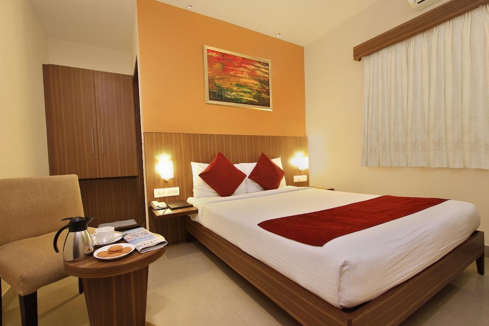 Standard Double or Twin Room photo 3
