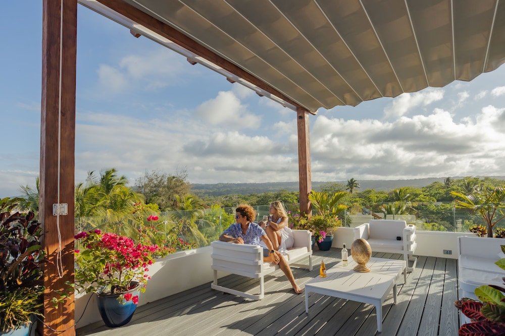 Exclusive Penthouse, 2 Bedrooms, Ocean View photo 2