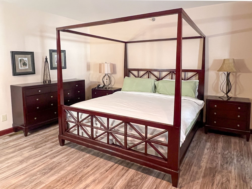 Honeymoon Suite, 1 King Bed