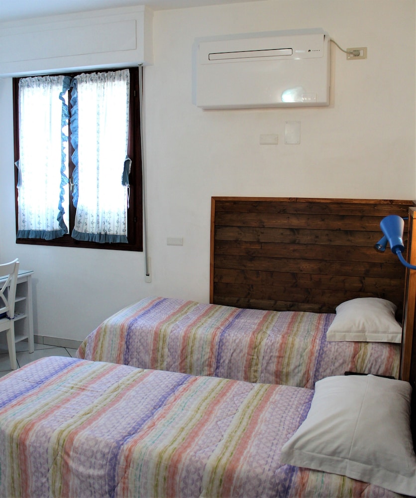 Classic Room, 1 Bedroom, Non Smoking, Garden View (Luna)