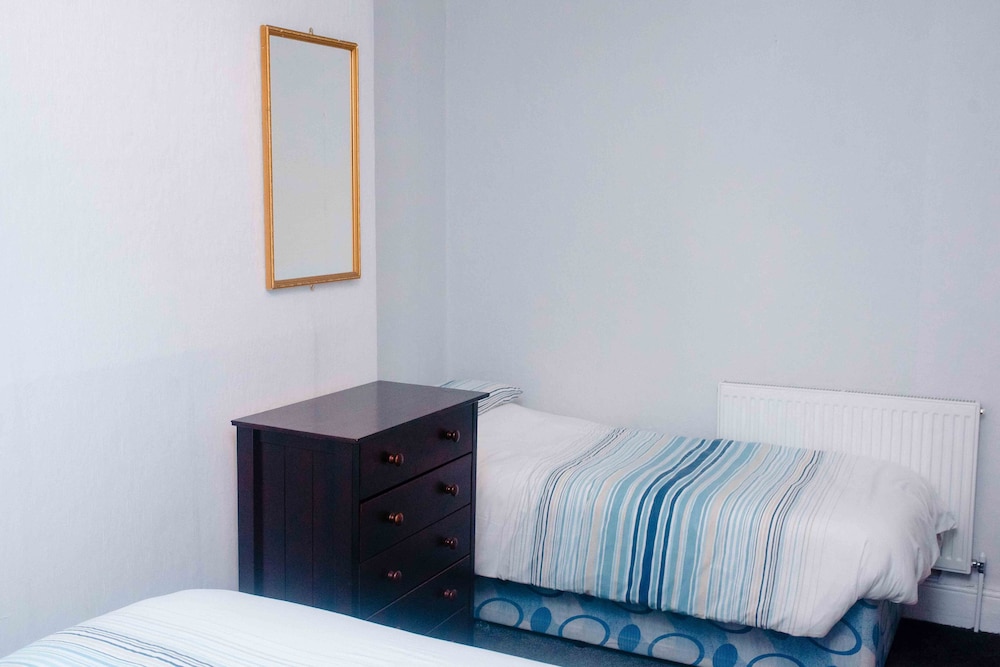 Family Apartment, Multiple Beds photo 2