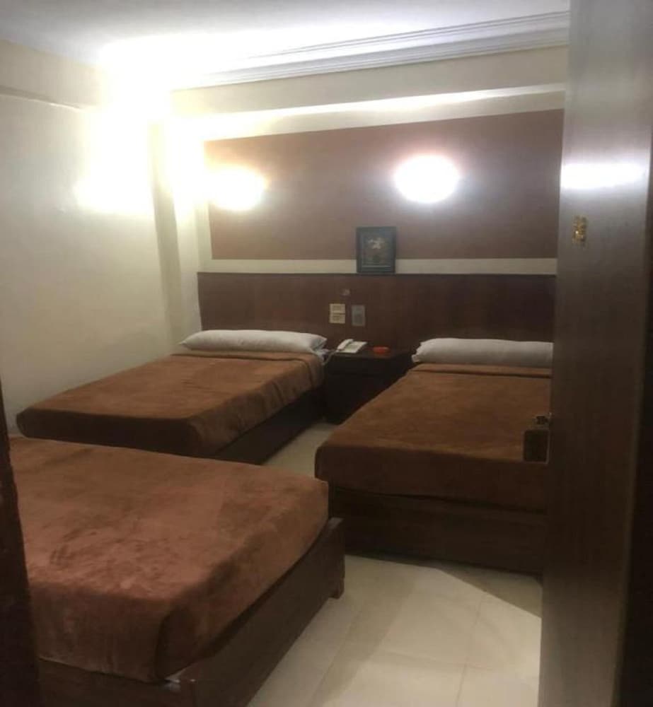 Economy Triple Room