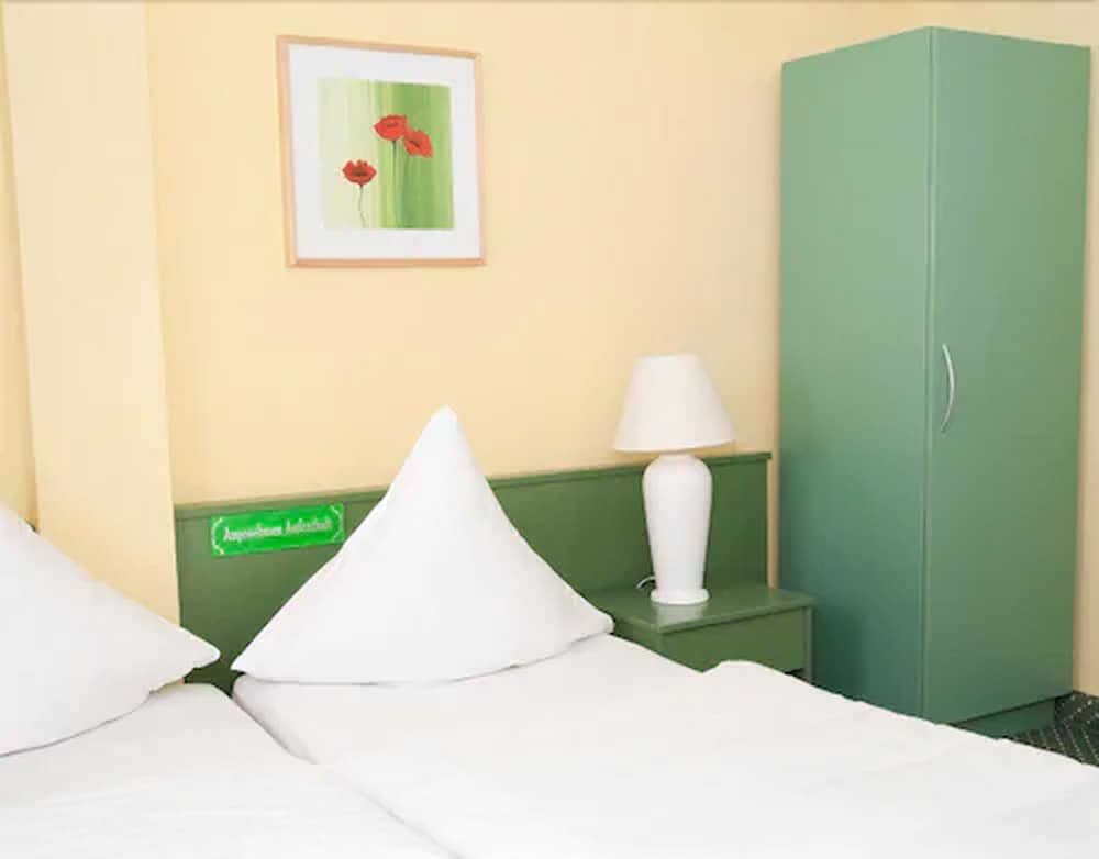 Double Room - Photo 4