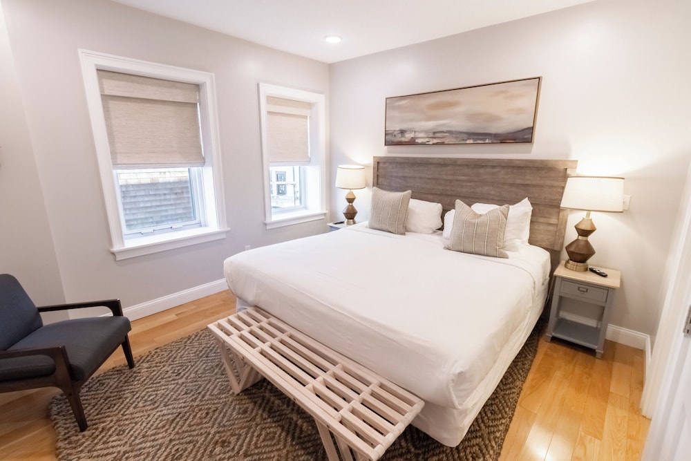 Unit 2 – Luxury Apartment, 3 Bedrooms photo 2