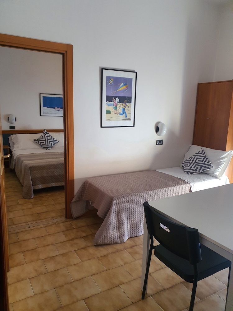 Standard Apartment, 1 Double Bed, Non Smoking, Garden Area photo 1