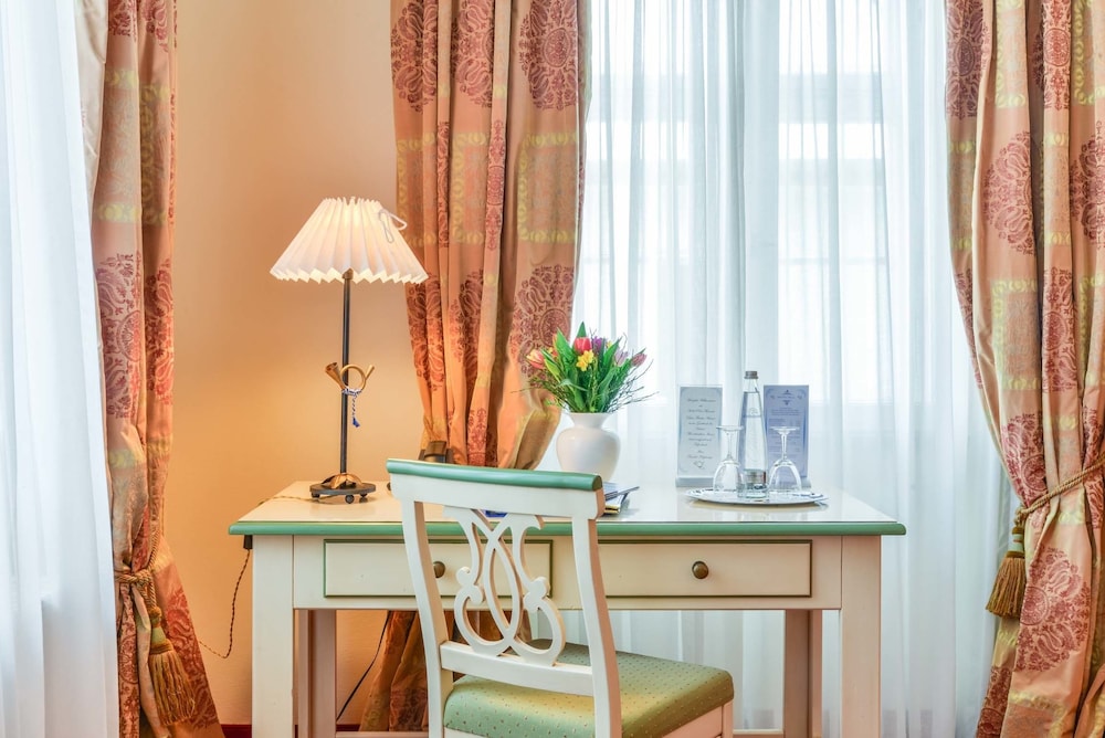 Executive Double Room Single Use photo 3