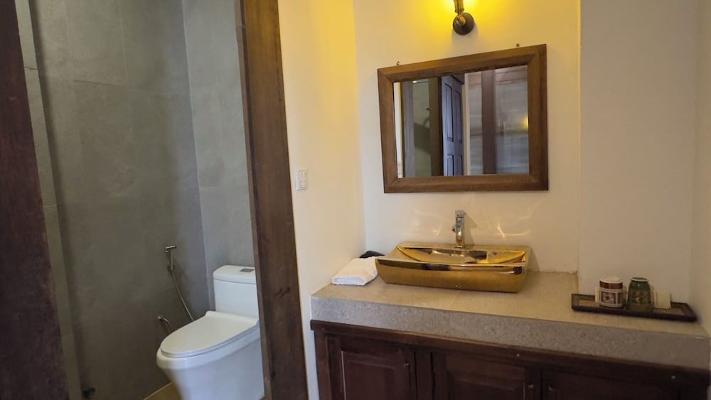 Deluxe Double Room, 1 Bedroom - Photo 14